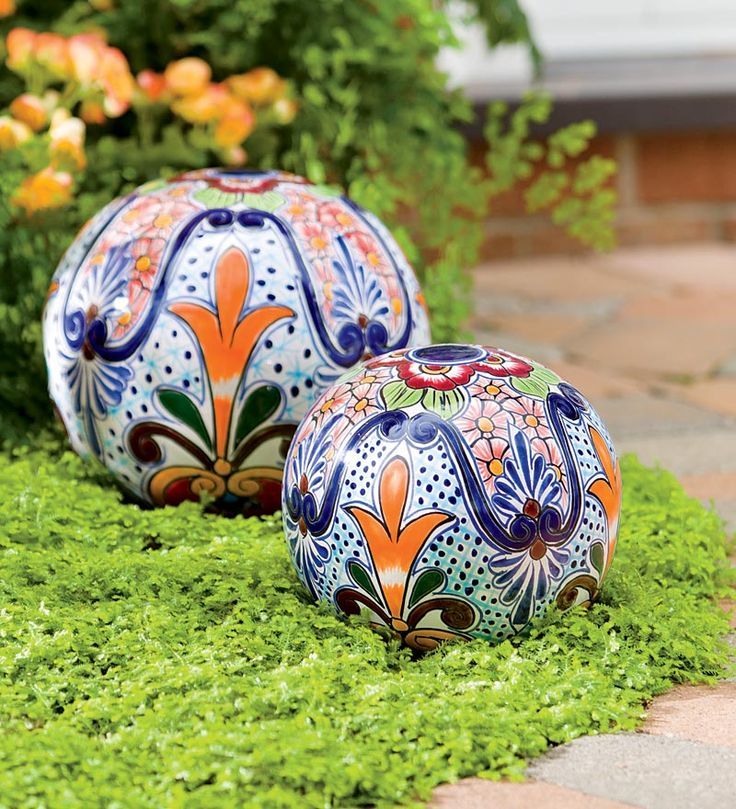 Glazed Garden Spheres
