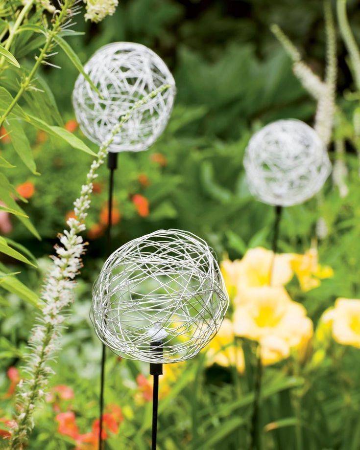 Antique Style Metal Wire Hanging Orb Planter Cages Set