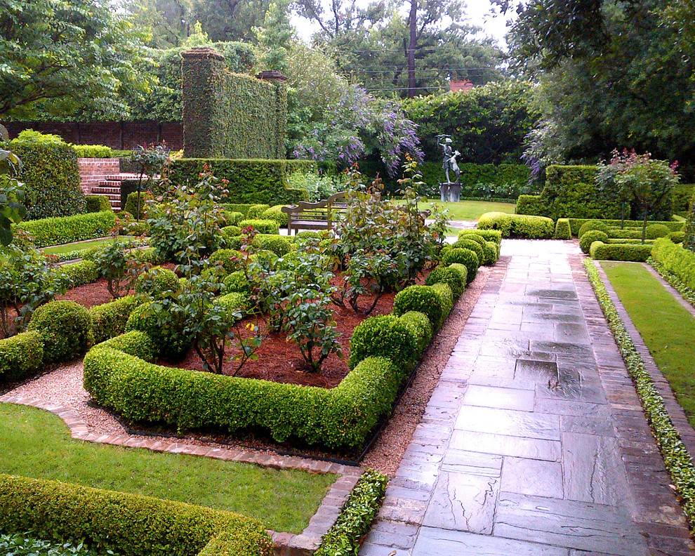 Formal English Garden Hedges