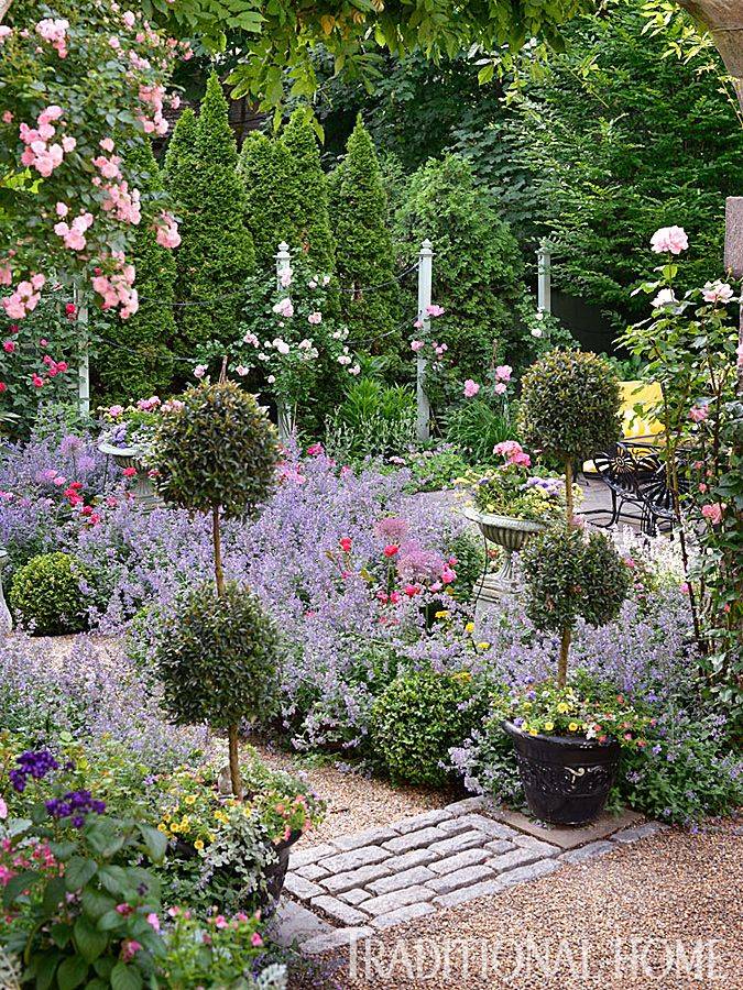 Amazing Formal English Garden Designs