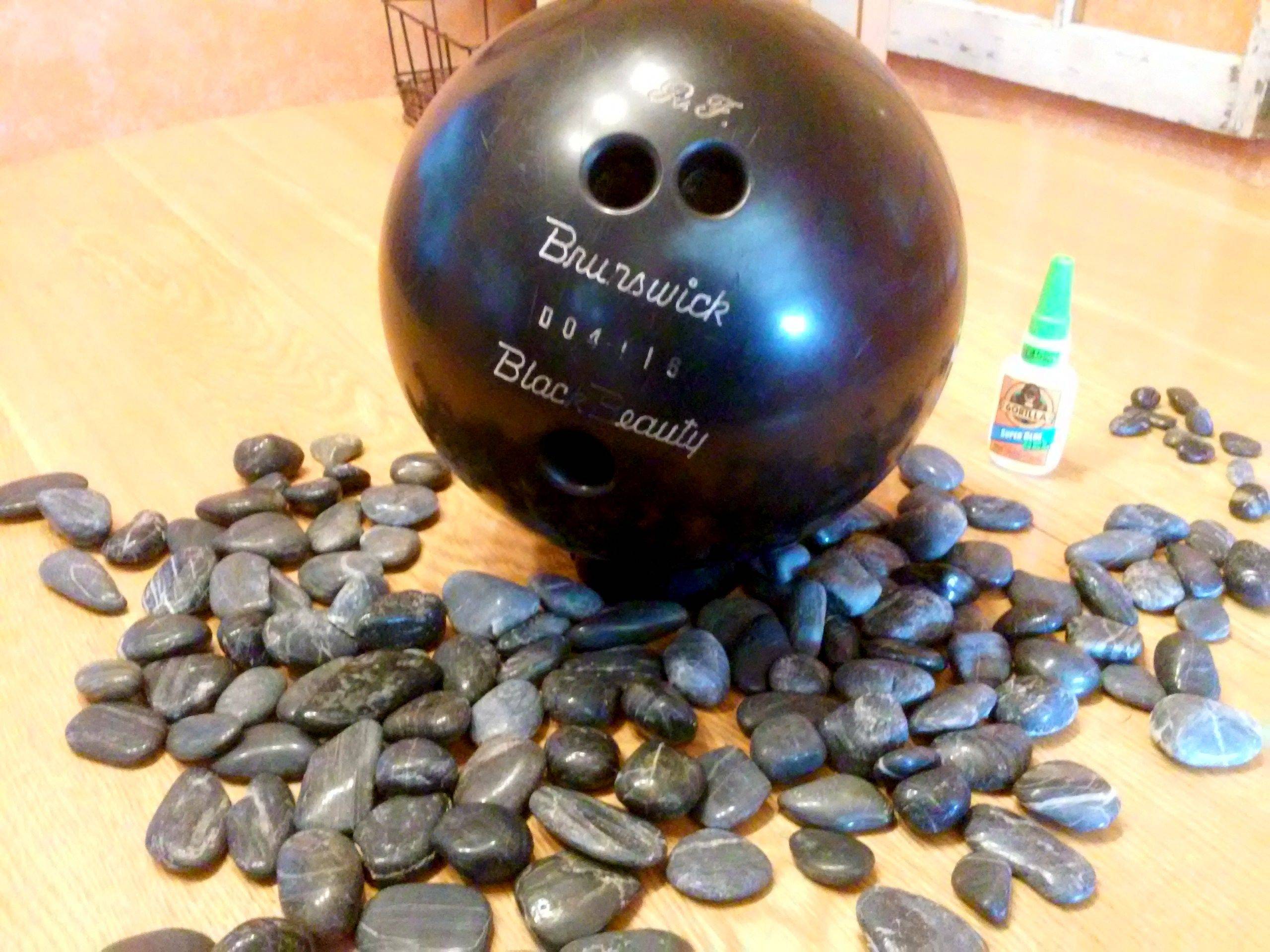 19 Bowling Ball Garden Sphere Ideas You Gonna Love SharonSable