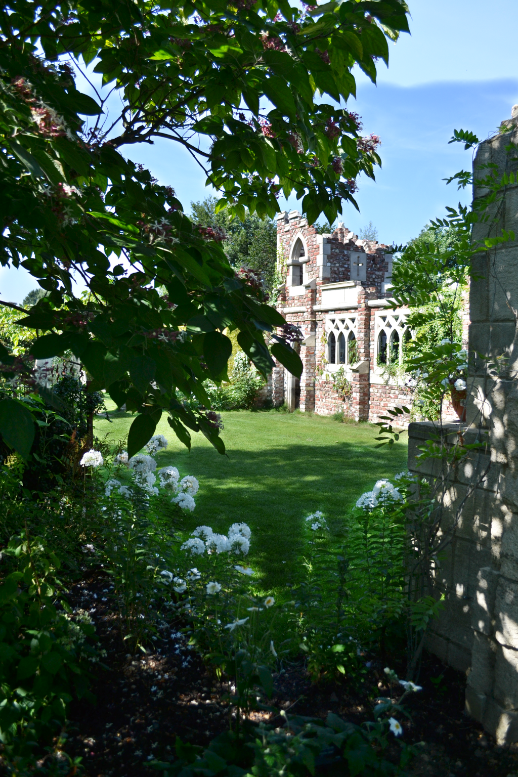 The Ruin Garden Magical Garden