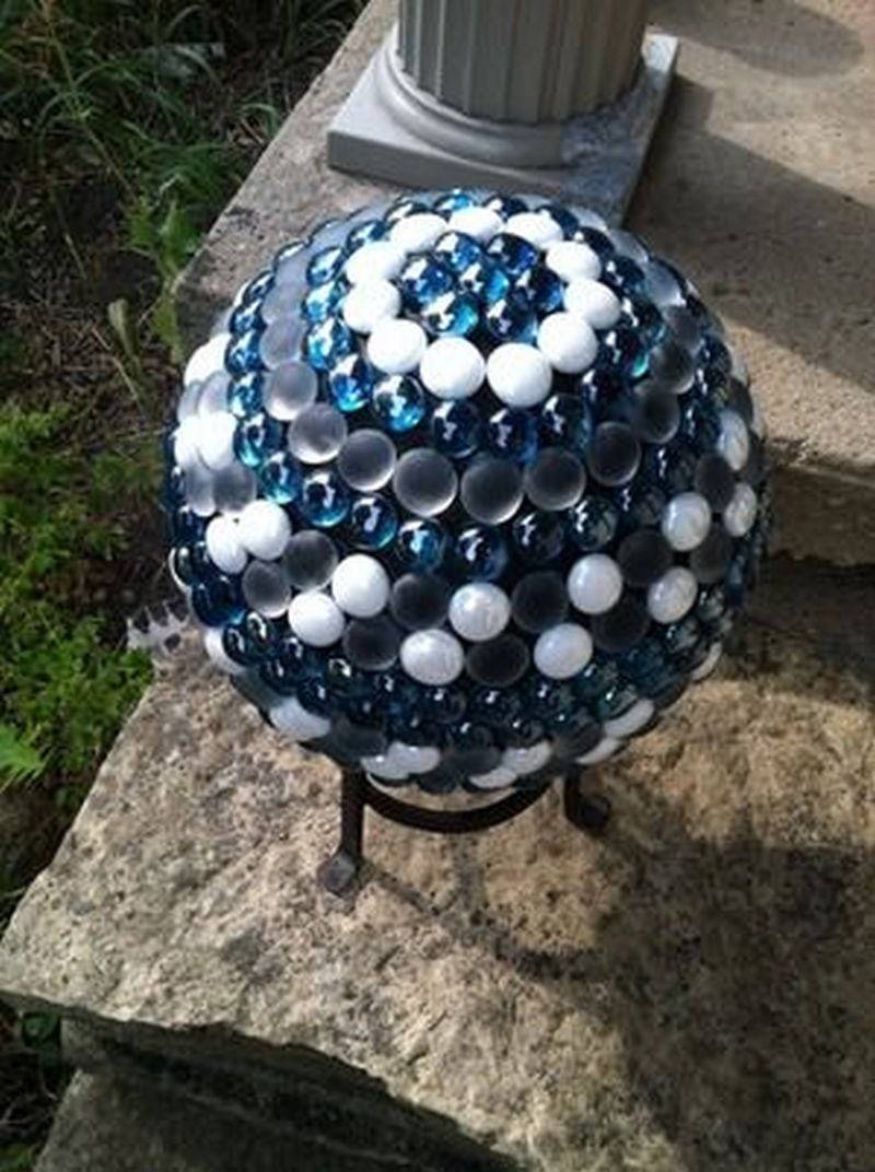 How To Make A Gorgeous Garden Mosaic Gazing Ball Doityourself Fun Ideas