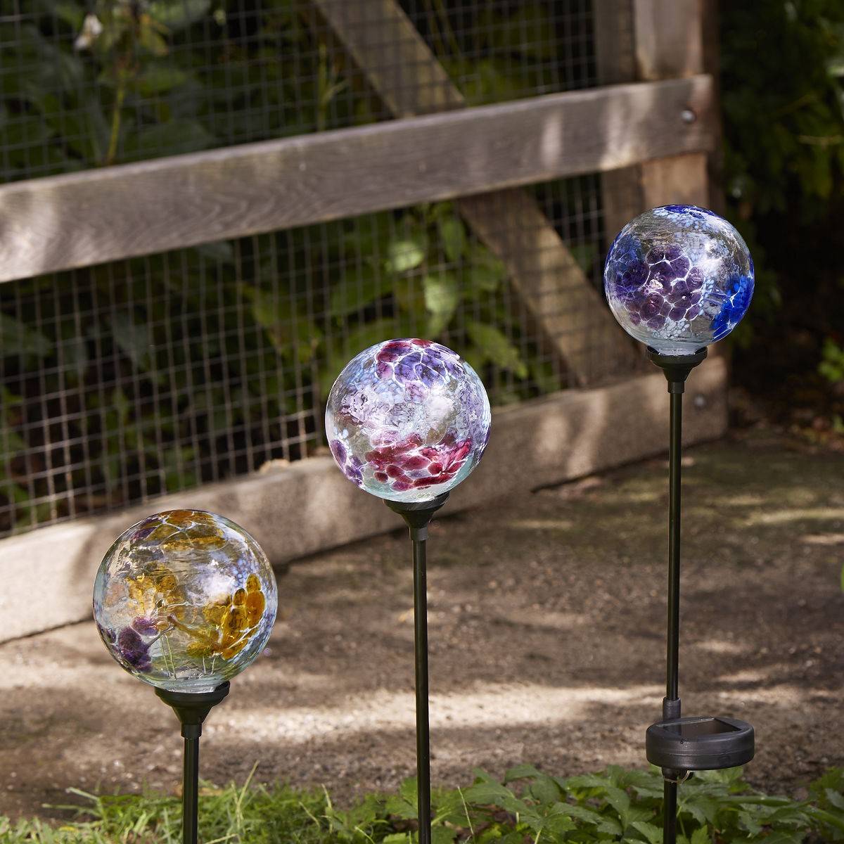 Solar Iridescent Crackle Glass Garden Globes