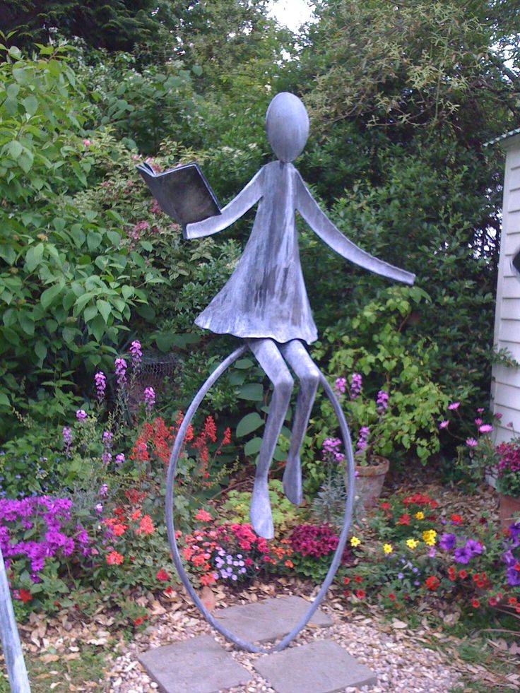 25 Garden Garden Sculptures Ideas To Consider | SharonSable