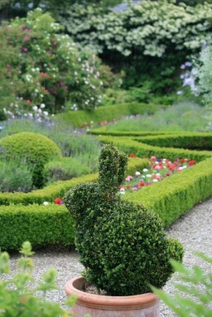 Marvellous Topiary Ideas Live Diy Ideas Backyard Landscaping