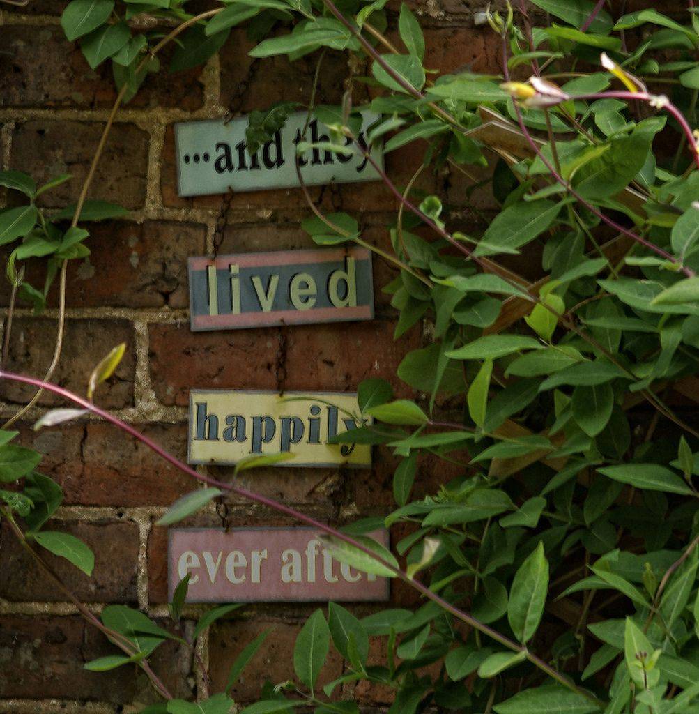 Hand Painted Slate Welcome Sign