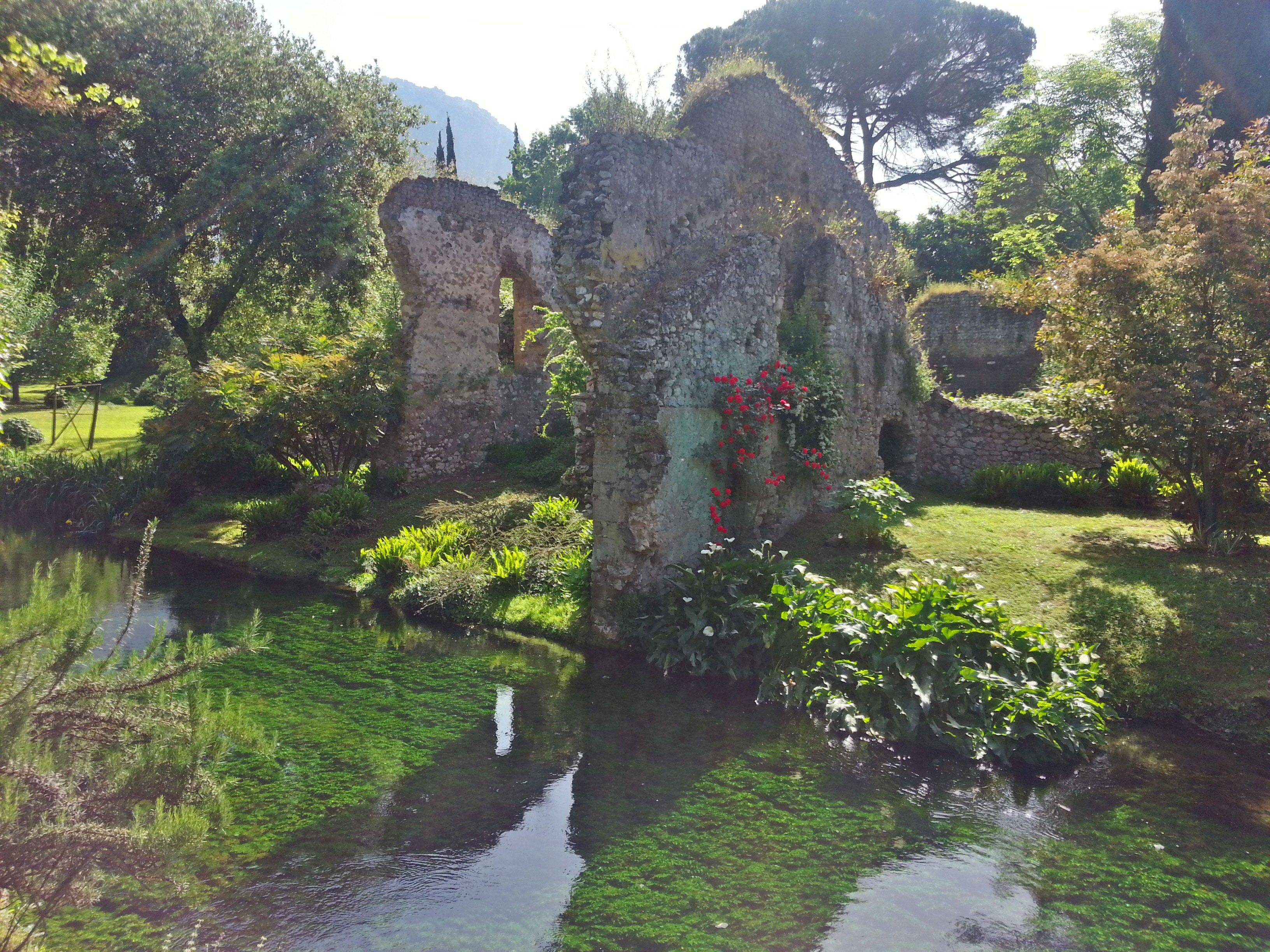 Ninfa Garden Ftempo