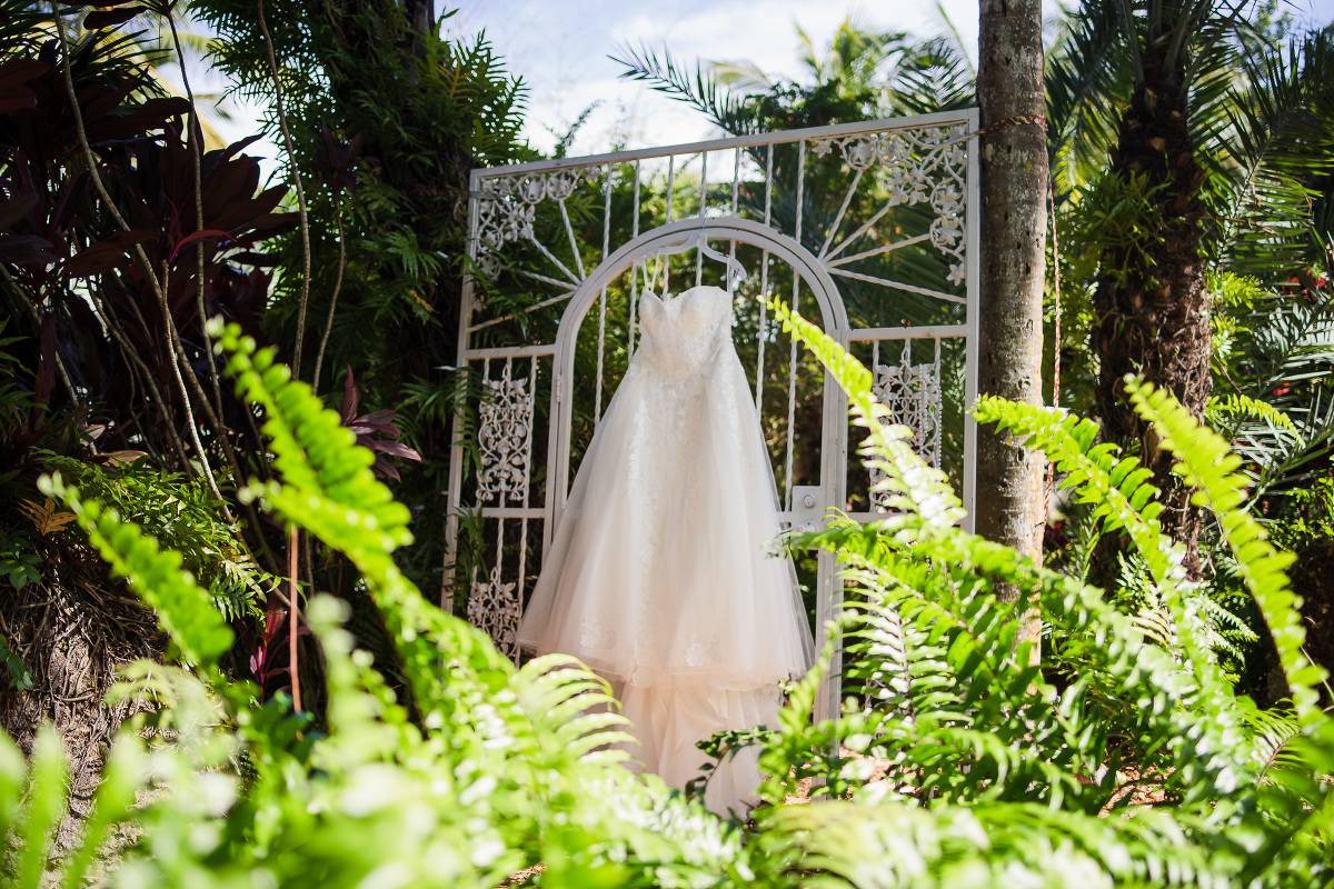 Barbara Carlos Secret Gardens Miami Wedding
