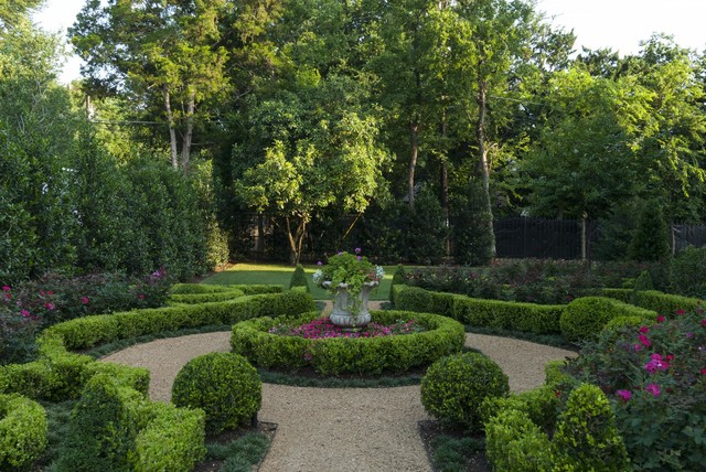 Italian Villa Garden Style