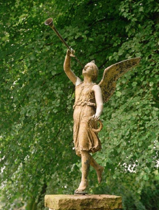 Angel Memorial Garden Statue