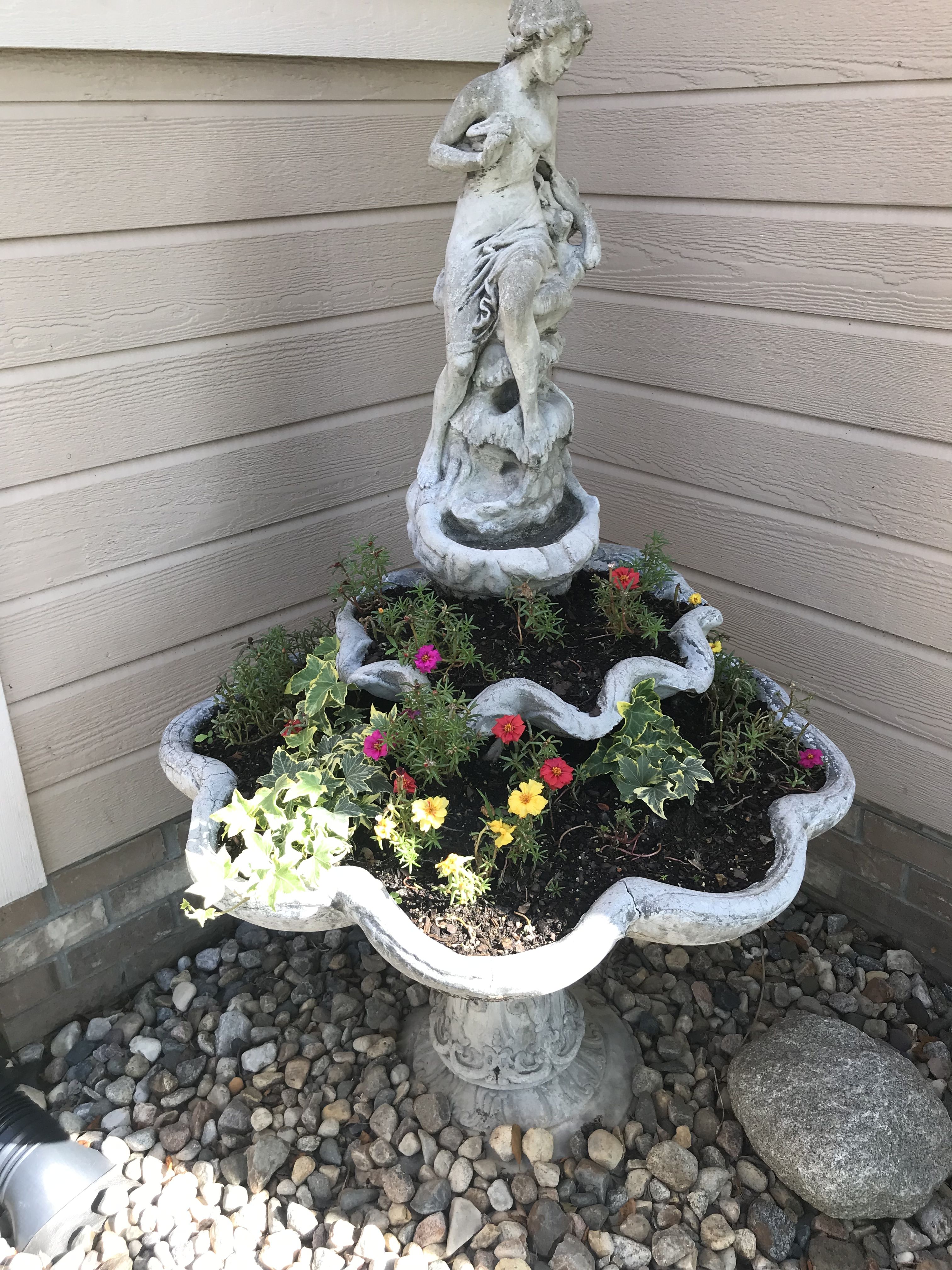 20 Garden Sculpture Water Feature Ideas You Should Check SharonSable