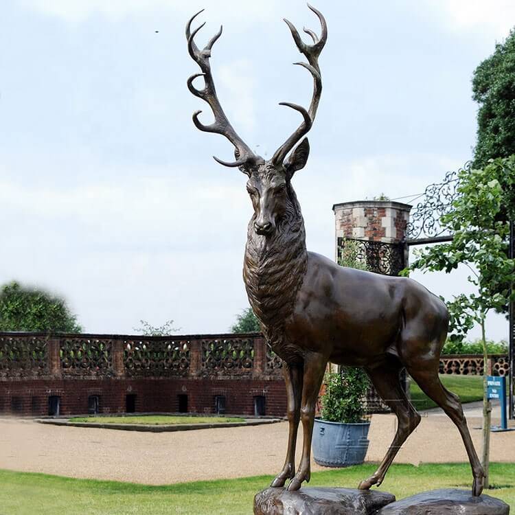 Large Bronze Deer Garden Statue Life Size Metal Casting Stage Outdoor