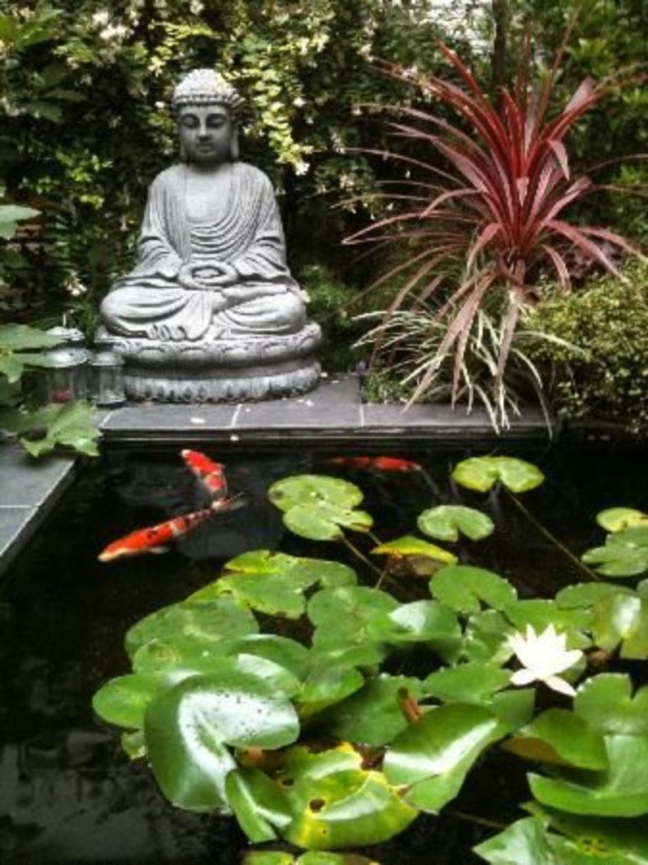 Oriental Trading Garden Statues