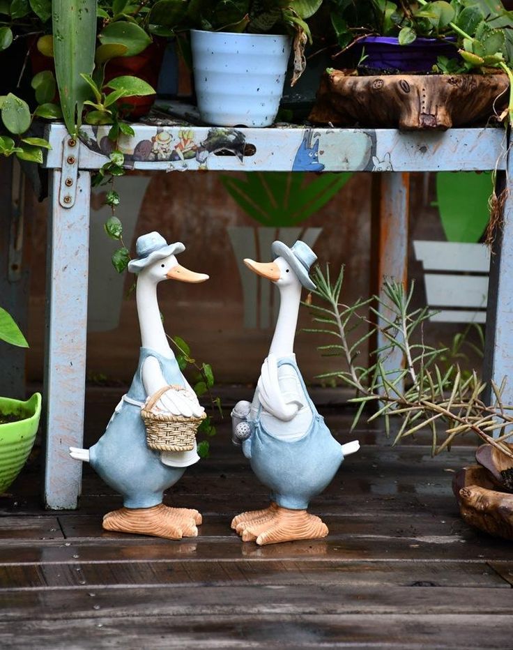 Vintage Outdoor Garden Animal Statues Ornament Resin Animal March Hare