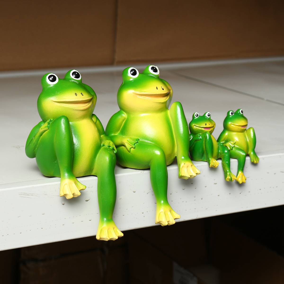 Decorative Art Resin Sitting Frogs Statue Outdoor Frog Sculpture