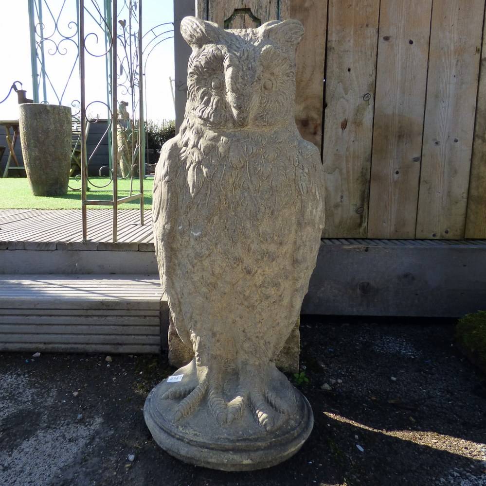 Campania International Small Fry Bunny Cast Stone Garden Statue