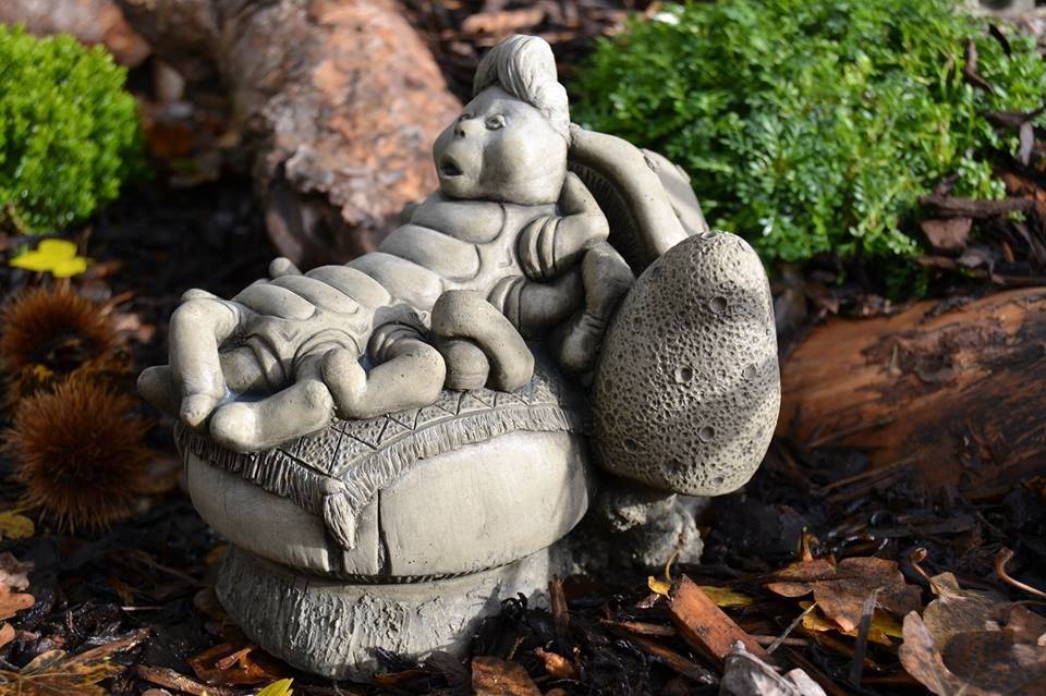 23 Hidden Corners Garden Ornaments Ideas Worth a Look SharonSable