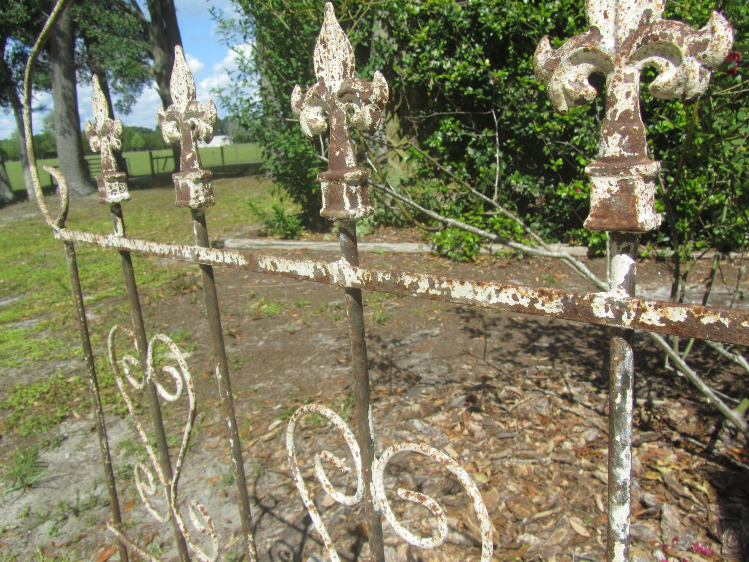 21 Rustic Garden Metal Works Ideas You Should Look SharonSable