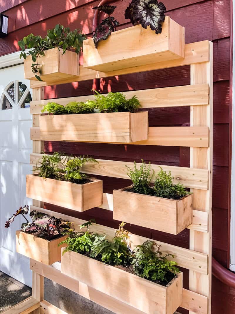 Diy Recycled Wood Pallet Planters