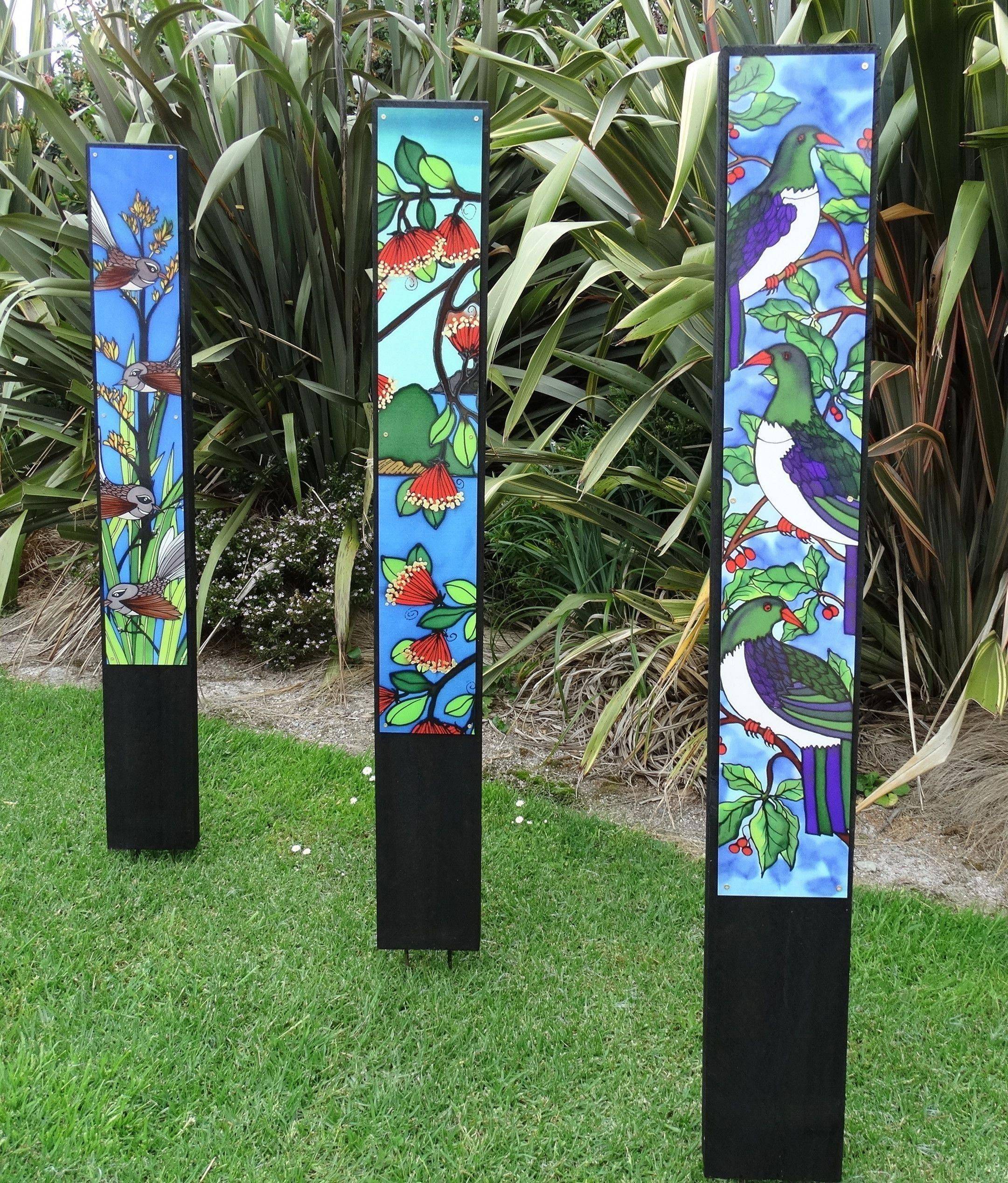 Colorful Peace Poles Design Ideas