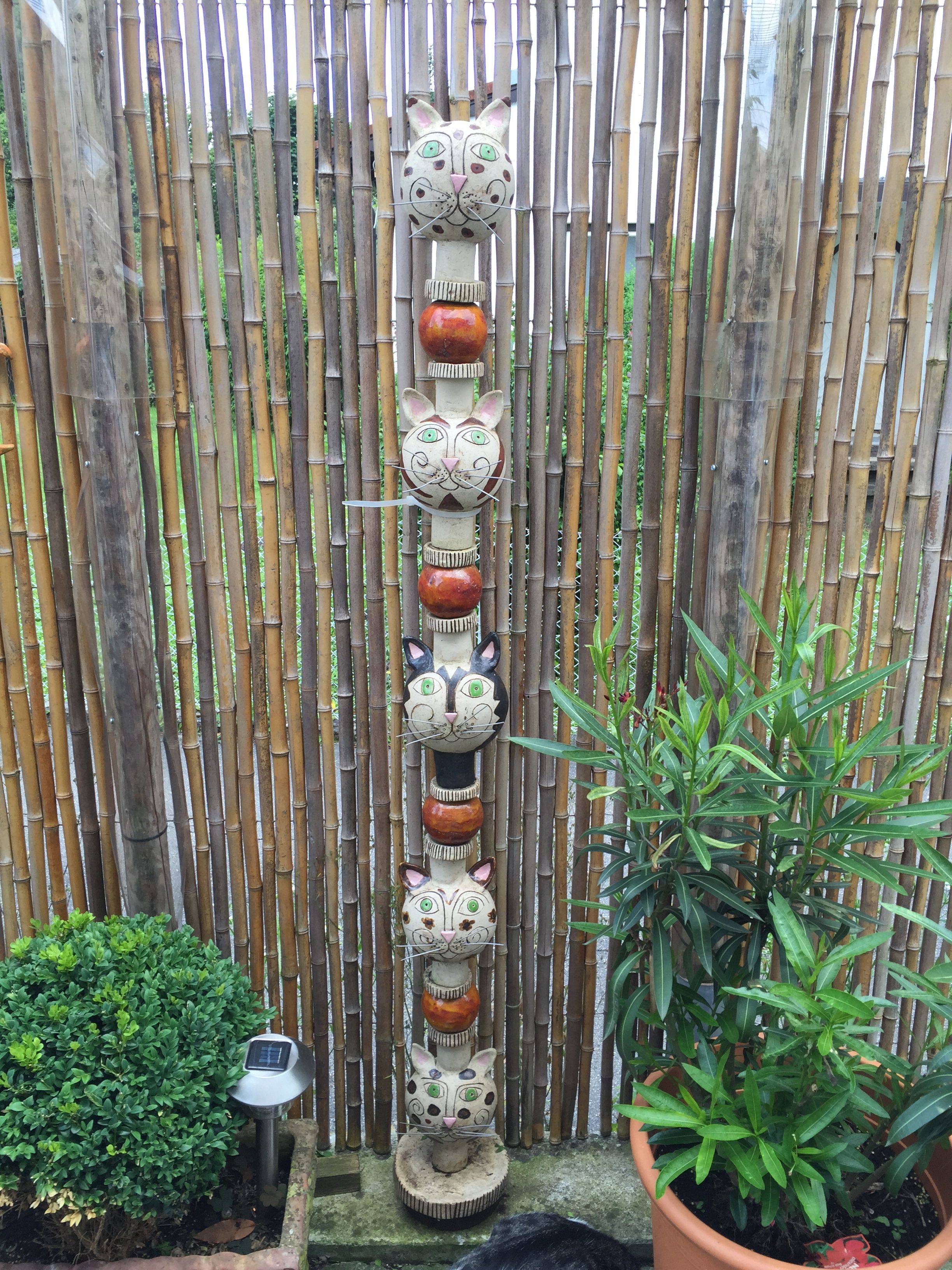 Colorful Peace Poles Design Ideas