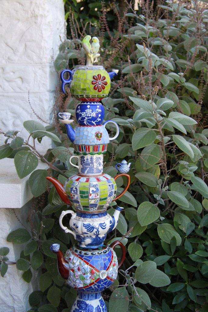 Teapot Garden Totems