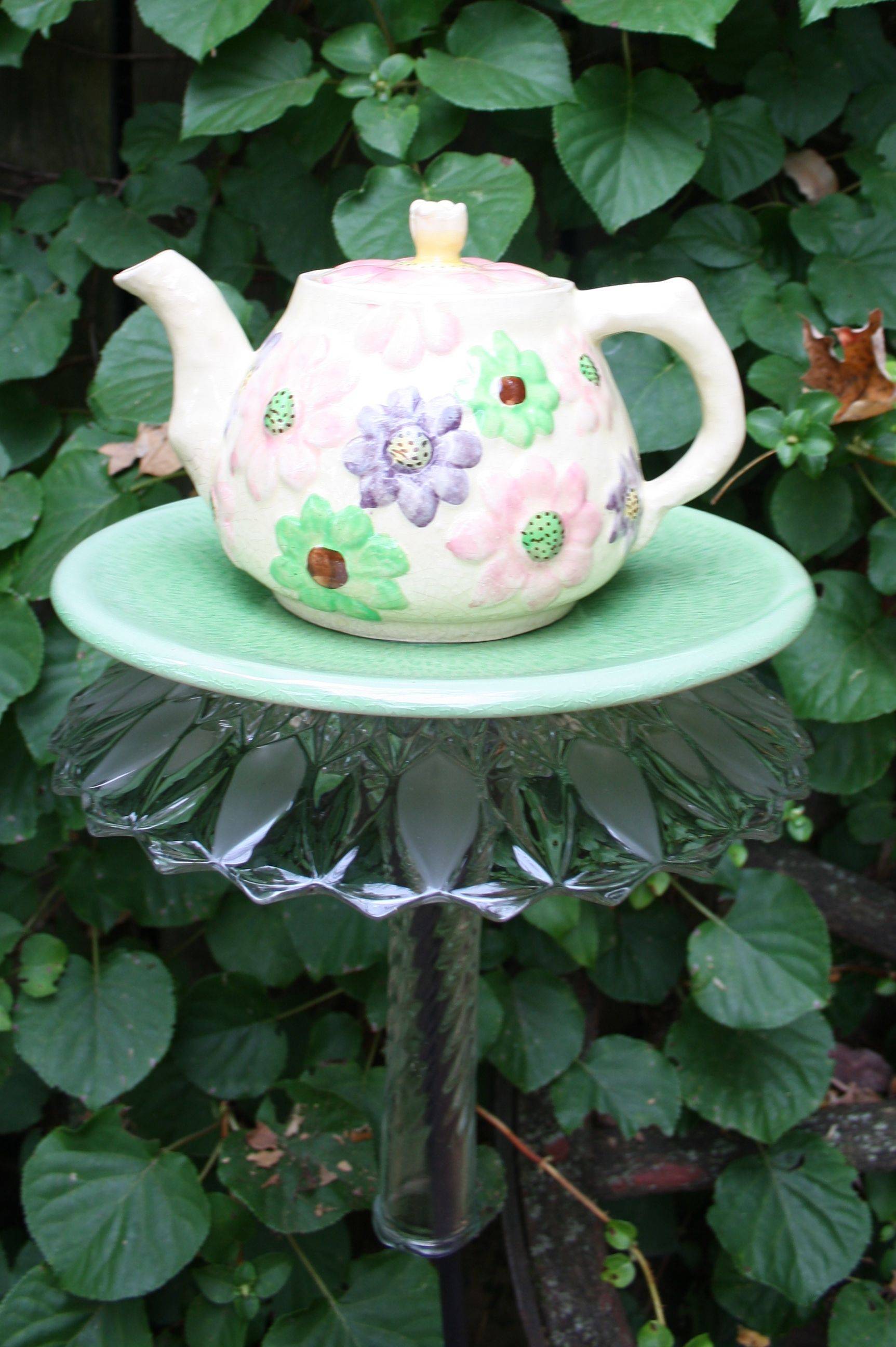Teapot Totem Tea Pots