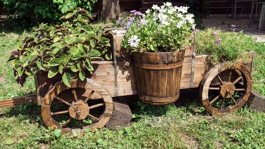 24 Wood Garden Ornaments Ideas To Consider SharonSable