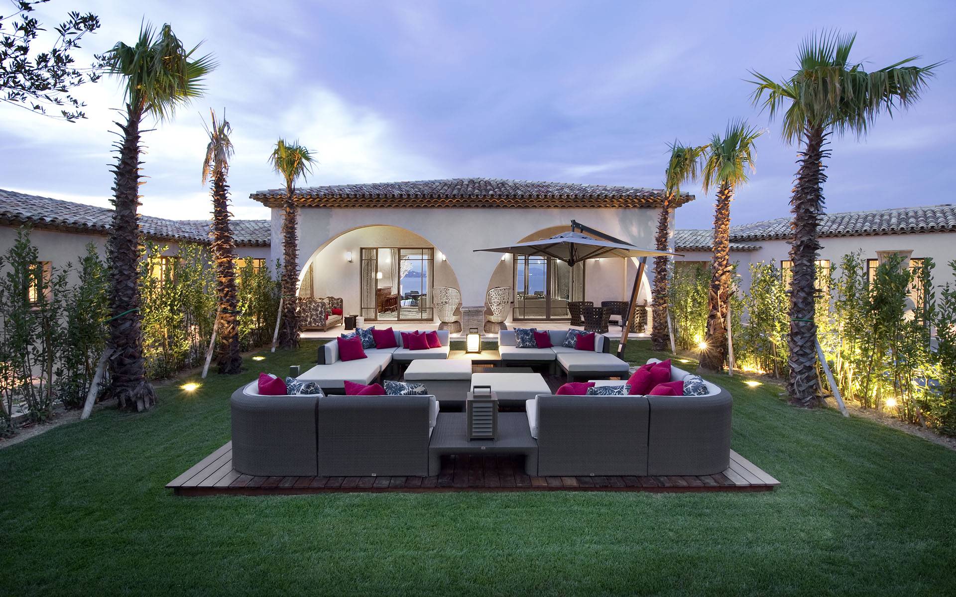 Villa Garden Design Ideas