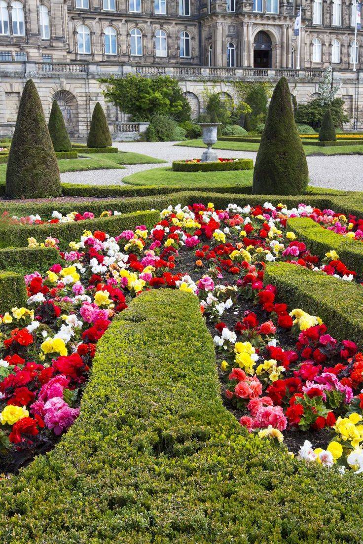 Wonderfull Small Cottage Gardens Design Ideas