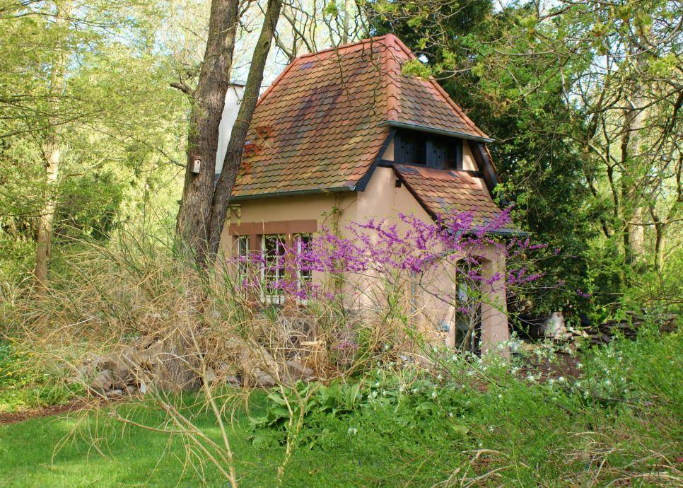 An Enchanted Summerhouse