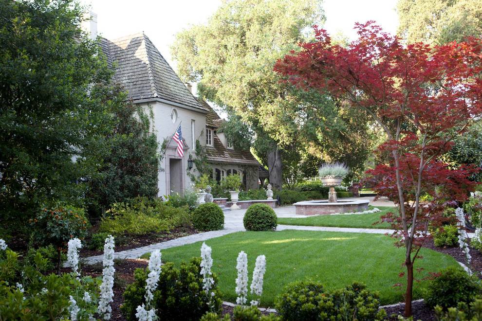 Rose Garden Traditional Landscape