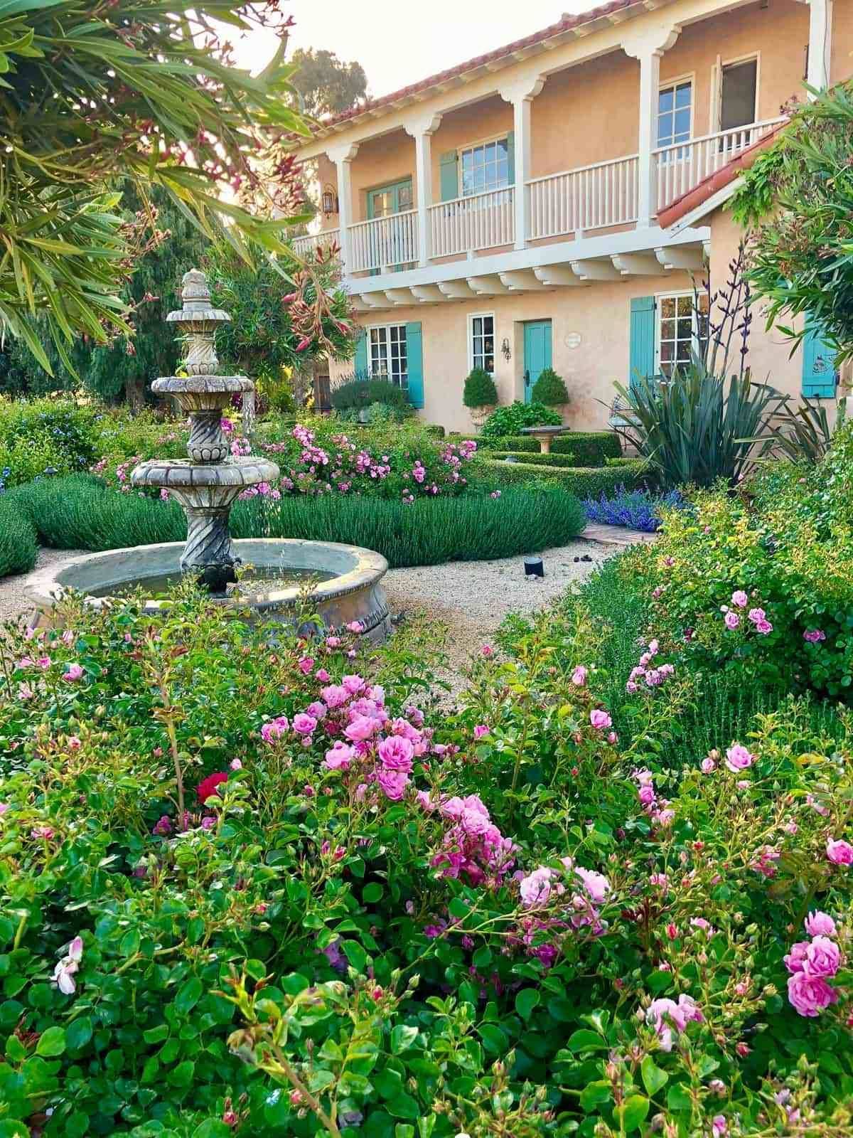 Patio In California Country Rose Garden Garden Ideas Pation Backyard