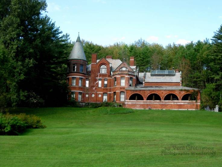 Vermont Wagon Wheel Beautiful Flowers