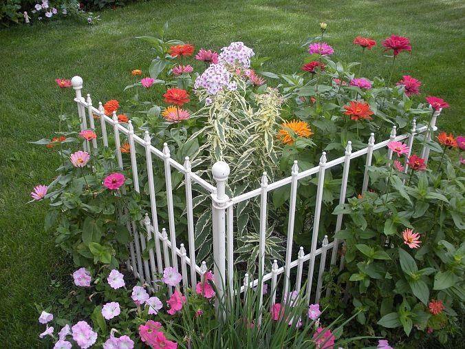 Ashley Vinyl Corner Picket Fence Garden Fencing Backyard