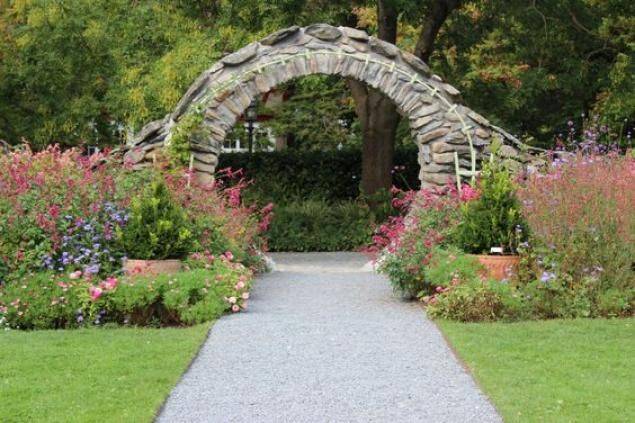 Stunning Stone Moon Gate Home Design Garden Gate Design