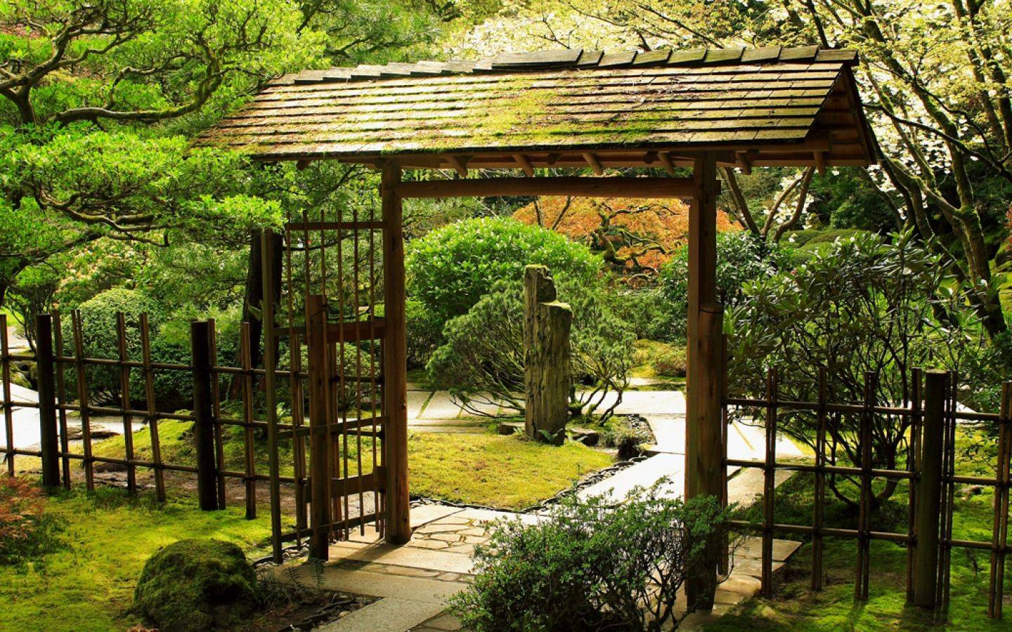 Awesome Traditional Japanese Fence And Gates Design Ideas