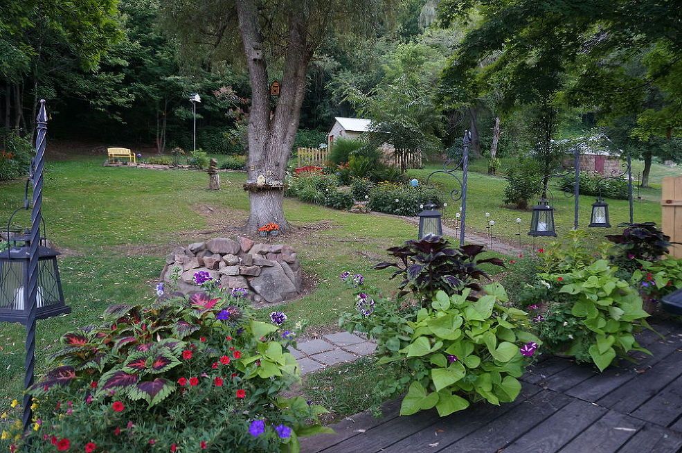Heavenly Hillside Gardens