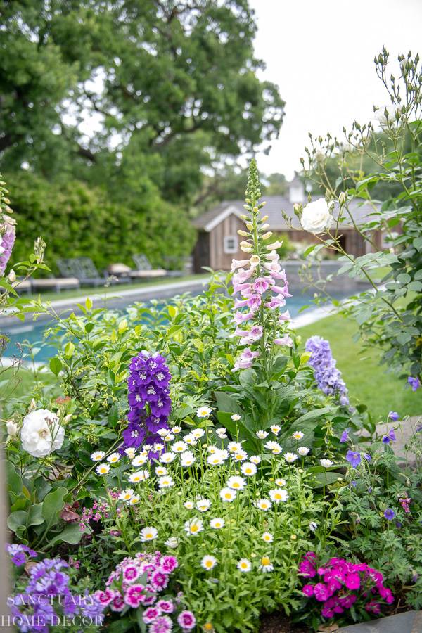Wonderful Whimsical Garden Ideas Page