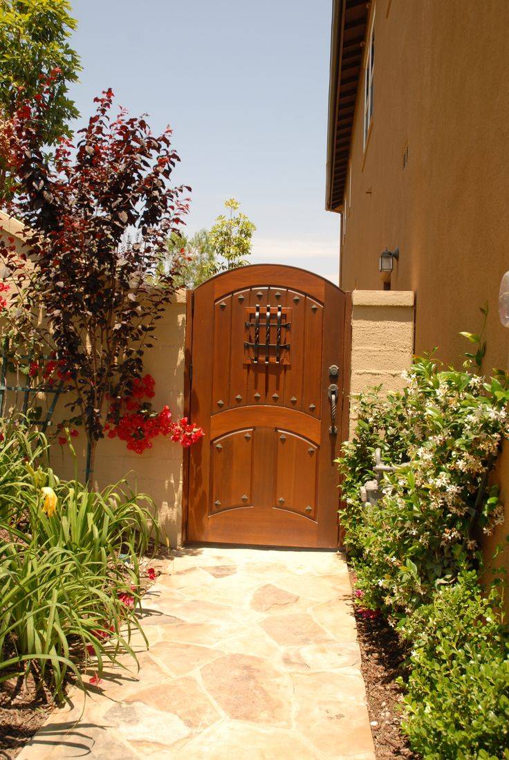 Premium Wood Gates Garden Passages