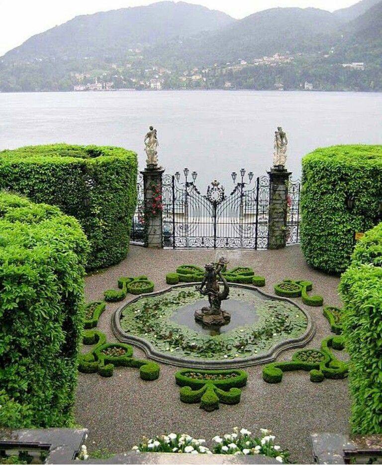 Lake Como Italy Beautiful Gardens