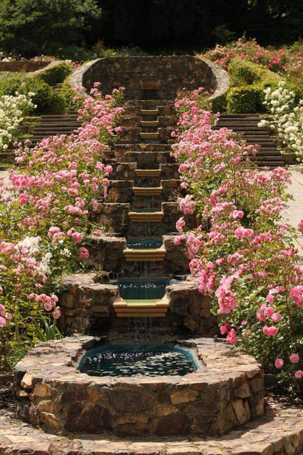 Upcycled Garden Fountain Ideas