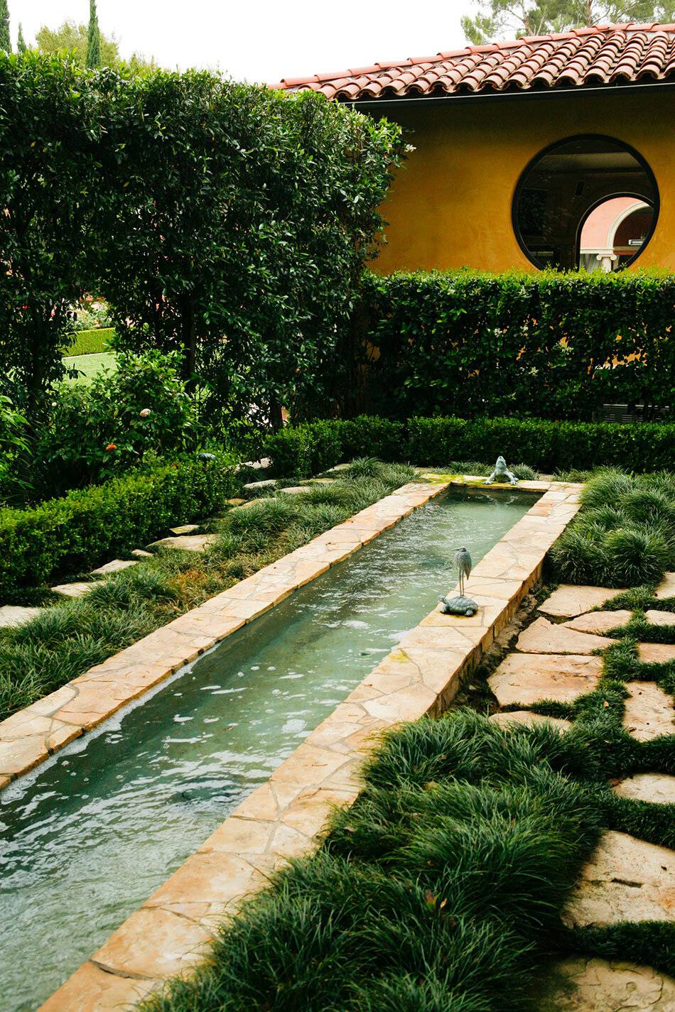 Fascinating Exquisite Italian Garden Design