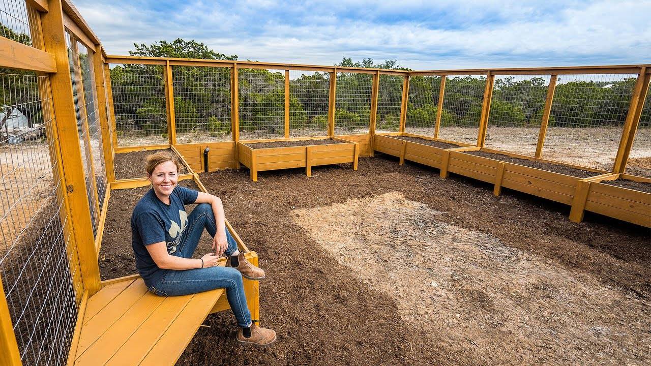 Awesome Diy Raised And Enclosed Garden Bed Ideas
