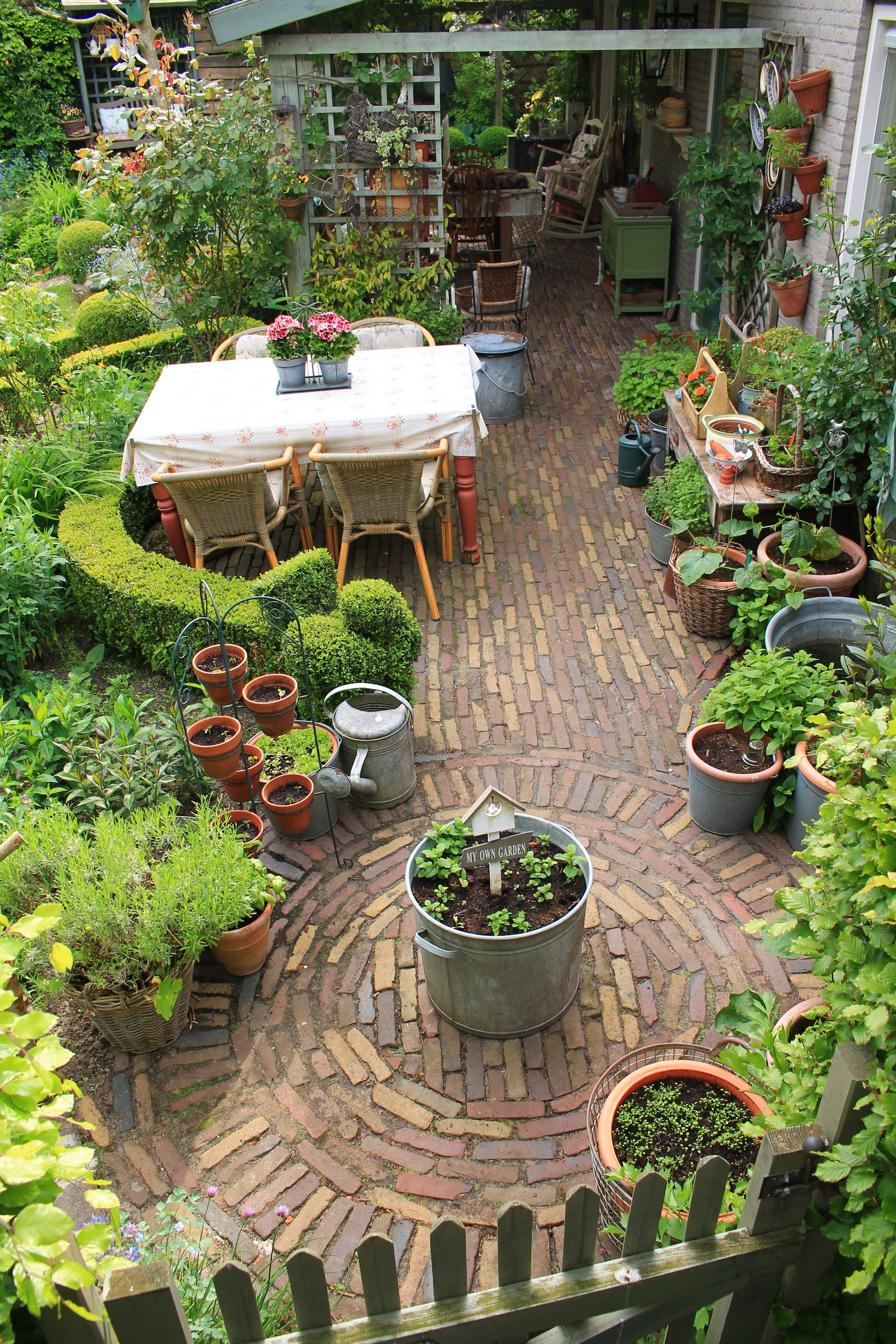 The Most Amazing Small Space Garden Ideas