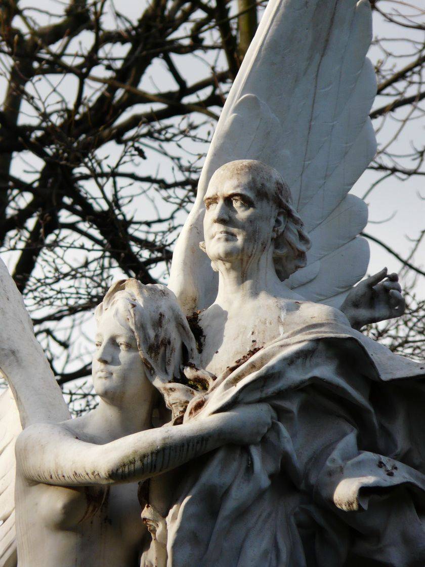 Marguerite Danjou Statue