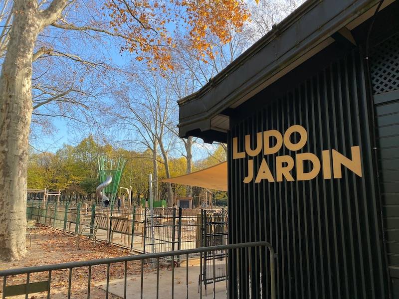 Parc De Jeux Du Jardin Du Luxembourg Playground