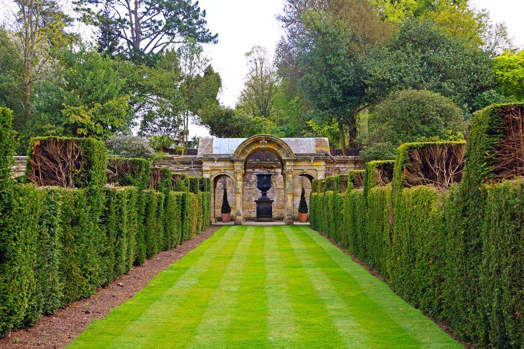 Hever Castle Garden