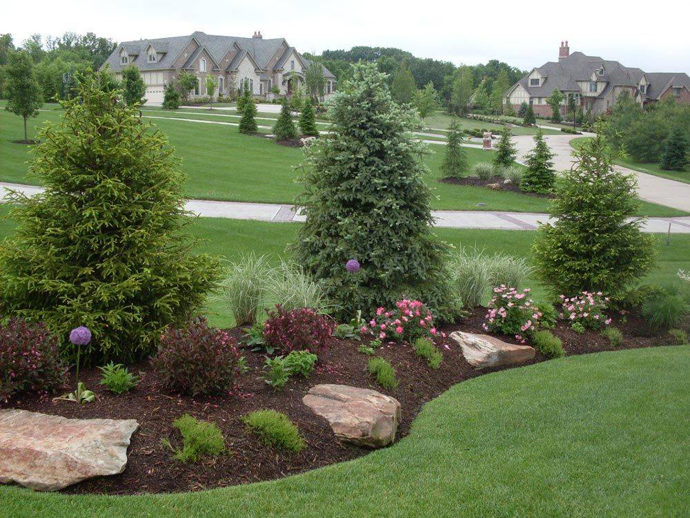 Insanely Beautiful Berm Landscaping Ideas